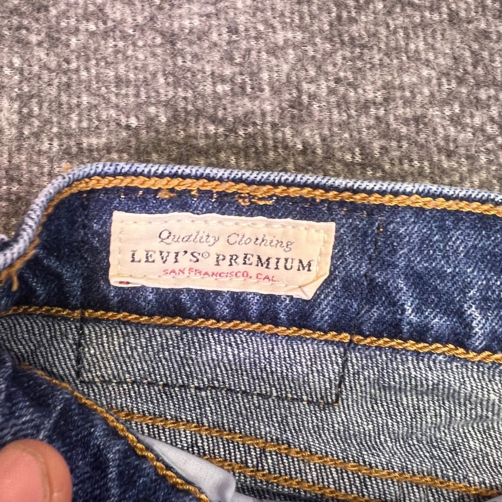 Levis Premium Jeans Womens 34x25 Blue Wedgie Straight High Rise Button Fly Denim - Picture 4 of 16